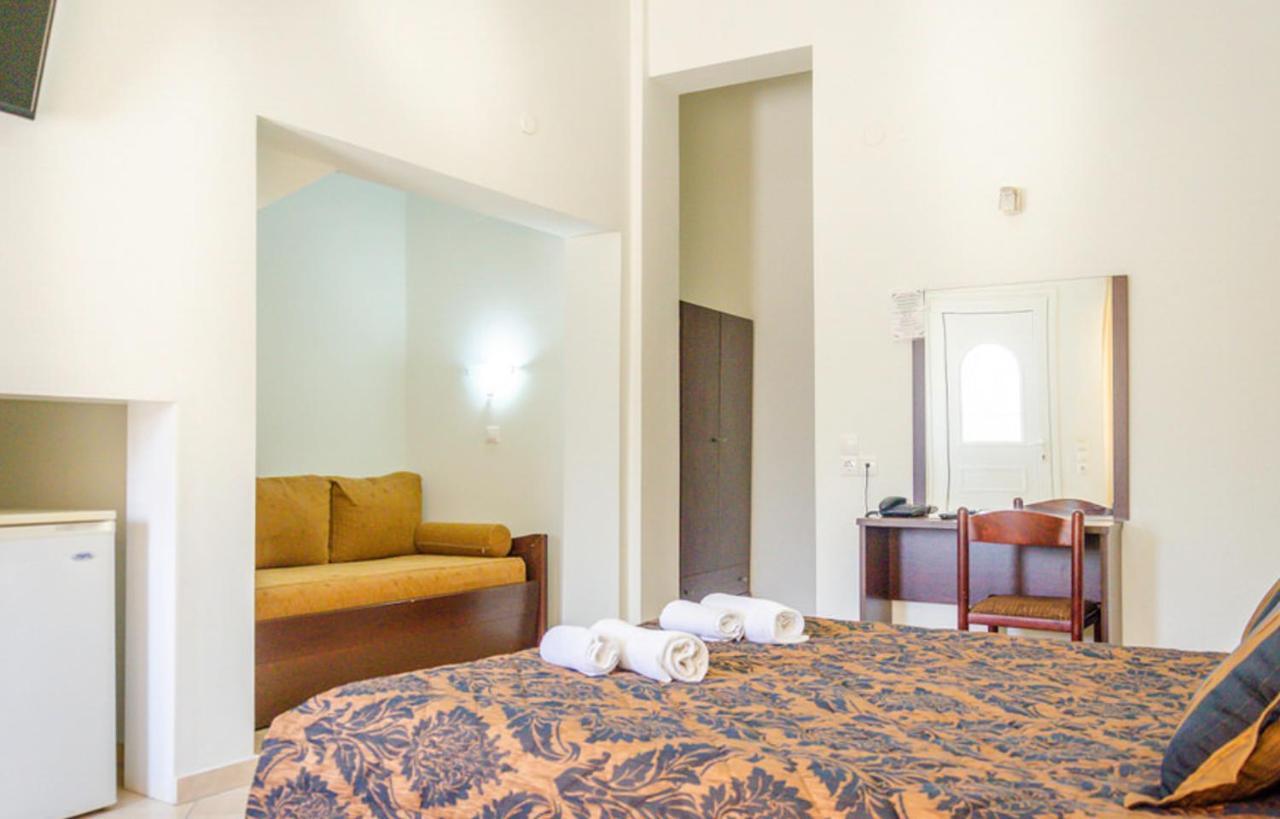 Delfini Hotel สกาลา โปเตมิอัส ภายนอก รูปภาพ
