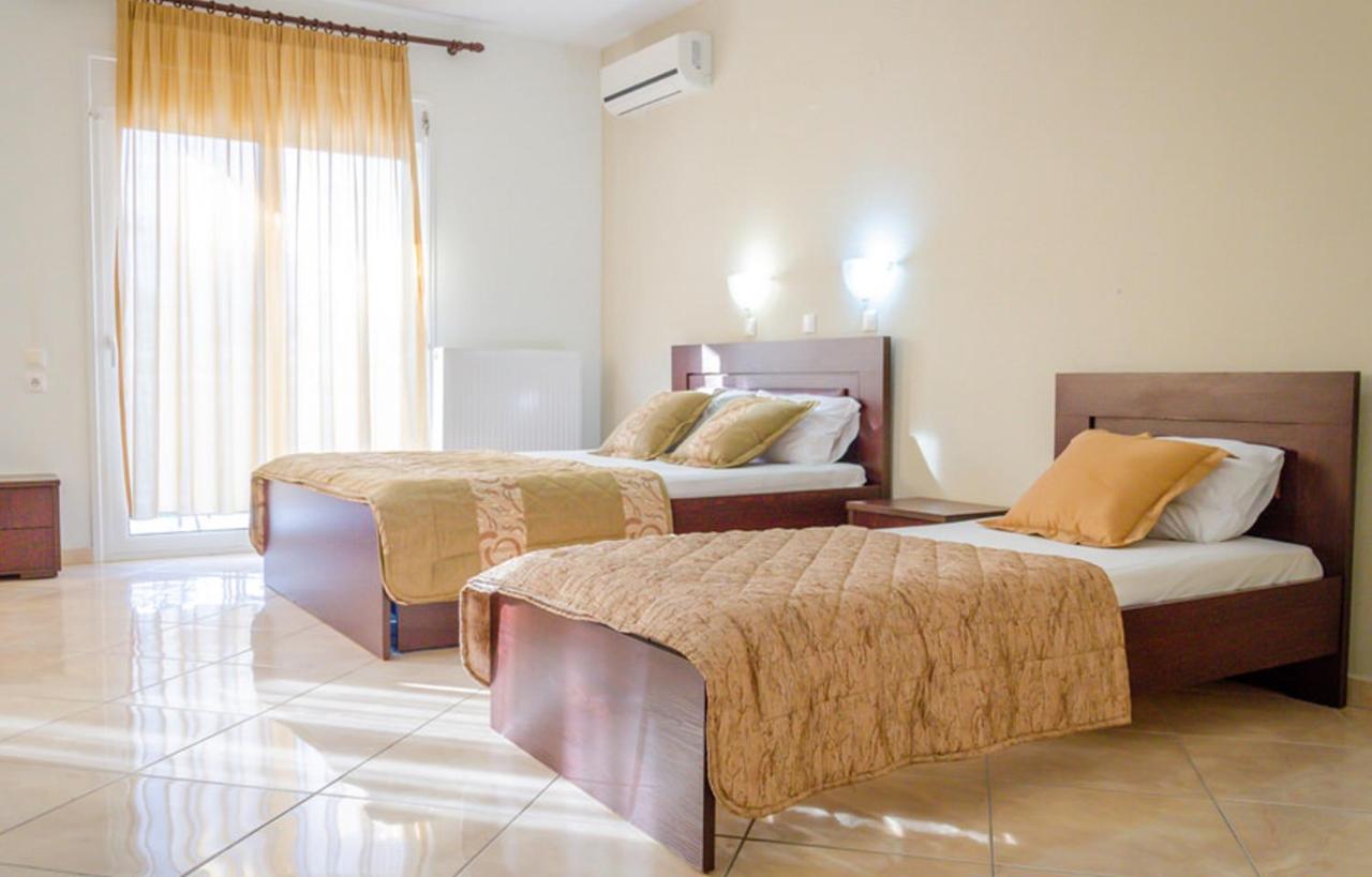 Delfini Hotel สกาลา โปเตมิอัส ภายนอก รูปภาพ