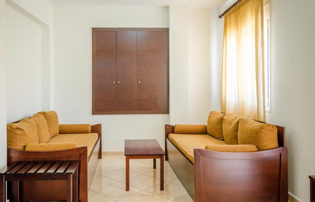 Delfini Hotel สกาลา โปเตมิอัส ภายนอก รูปภาพ